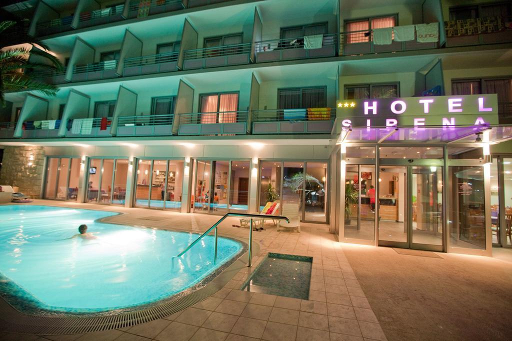 Hotel Sirena ポドゥゴラ エクステリア 写真